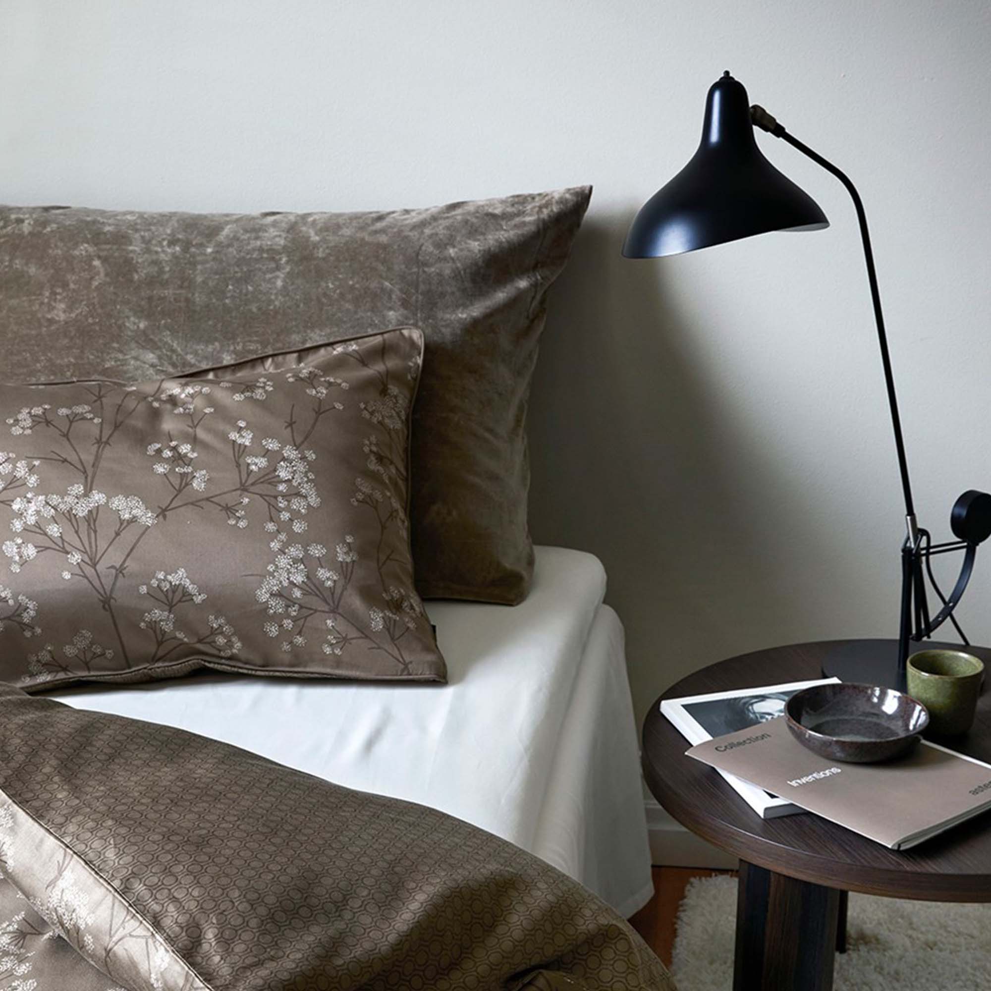 Høie Putevar Viola - Valnøtt