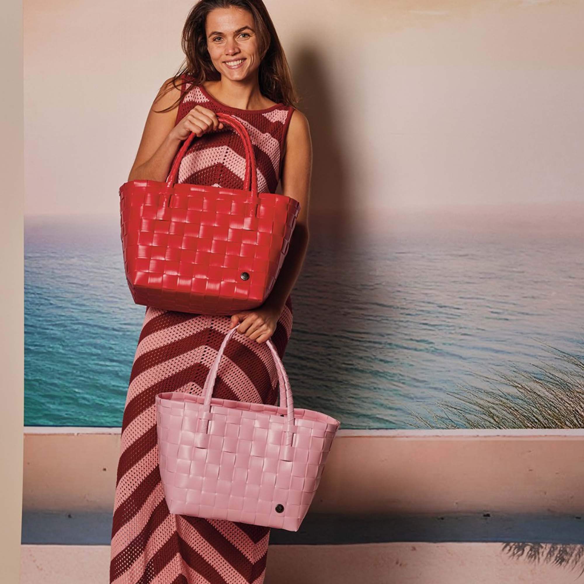 Handed By Veske Paris  Lovely Pink