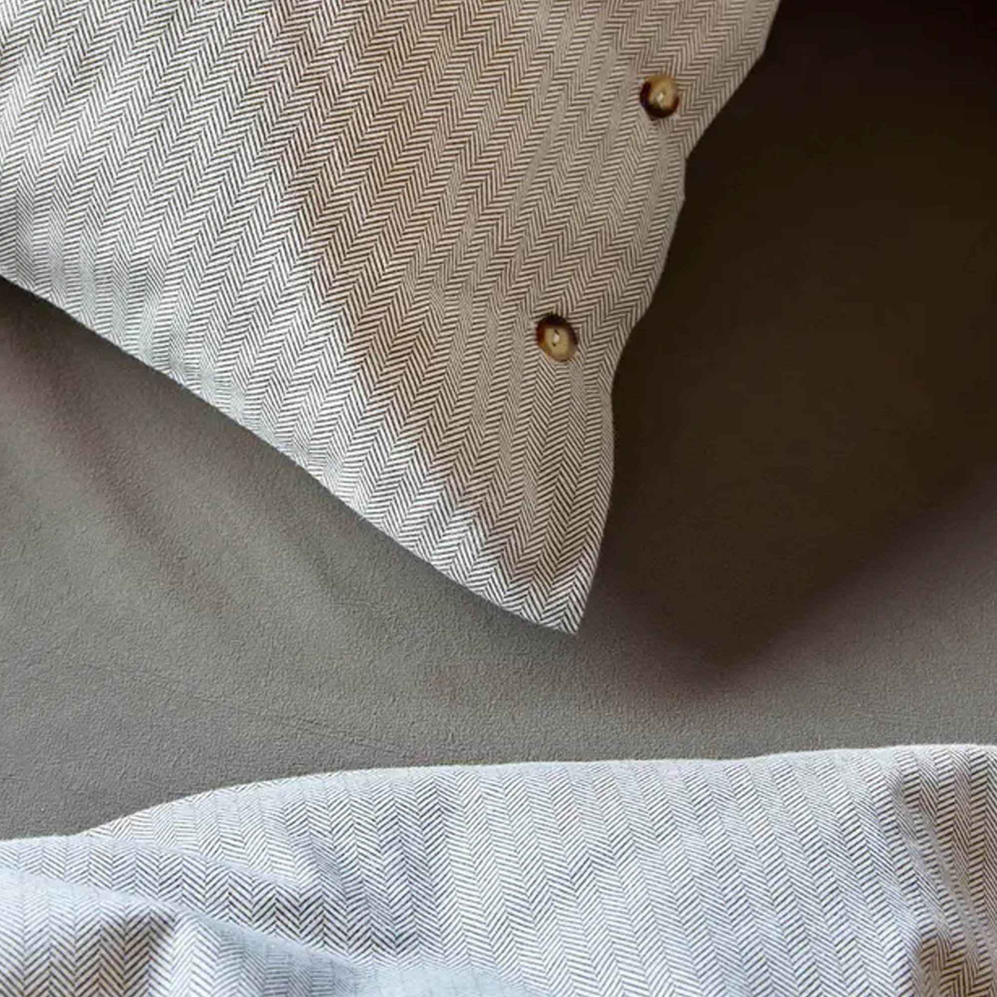 Høie Sengesett Balder Valnøtt Flanell