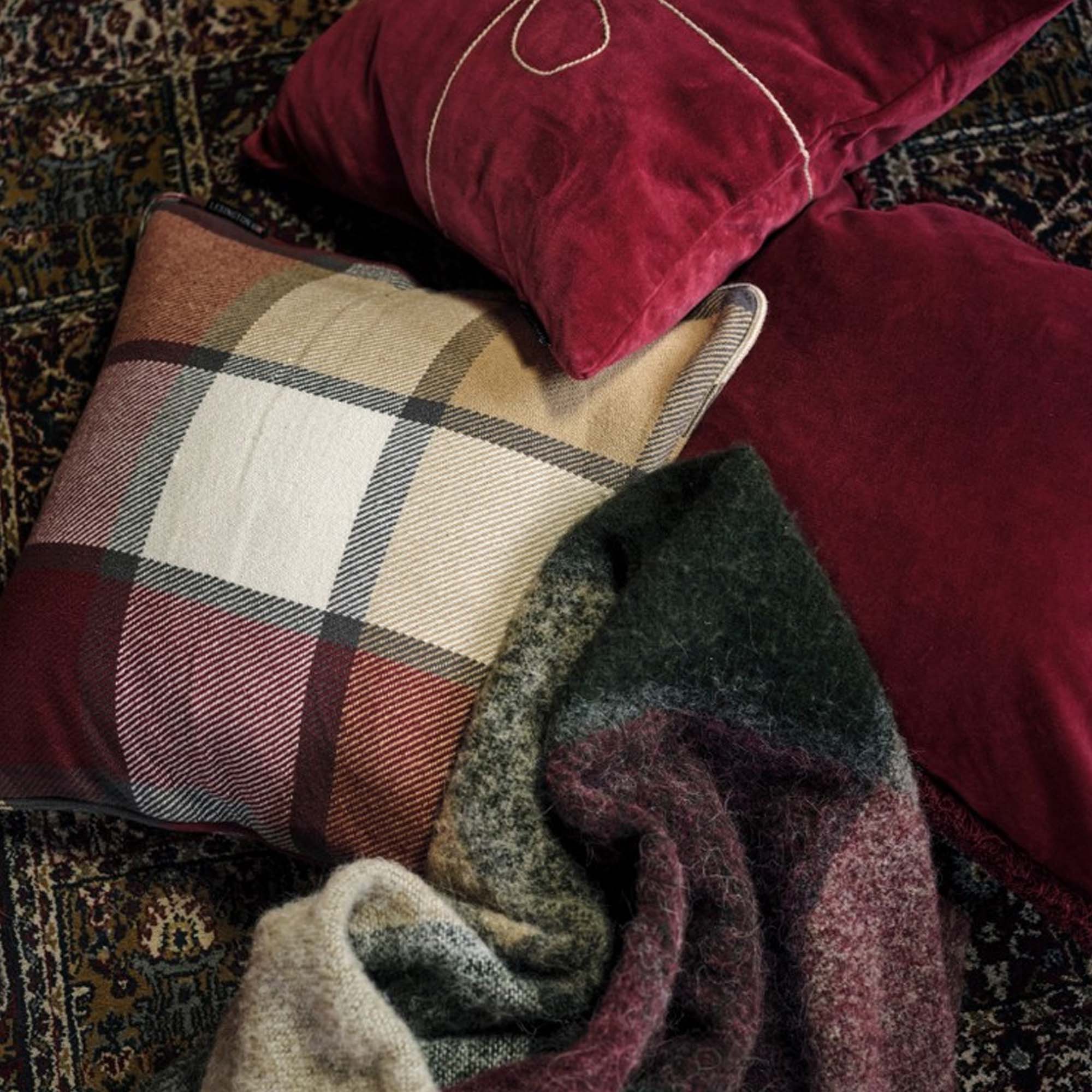 Lexington Putetrekk 50x50cm Rød Velour