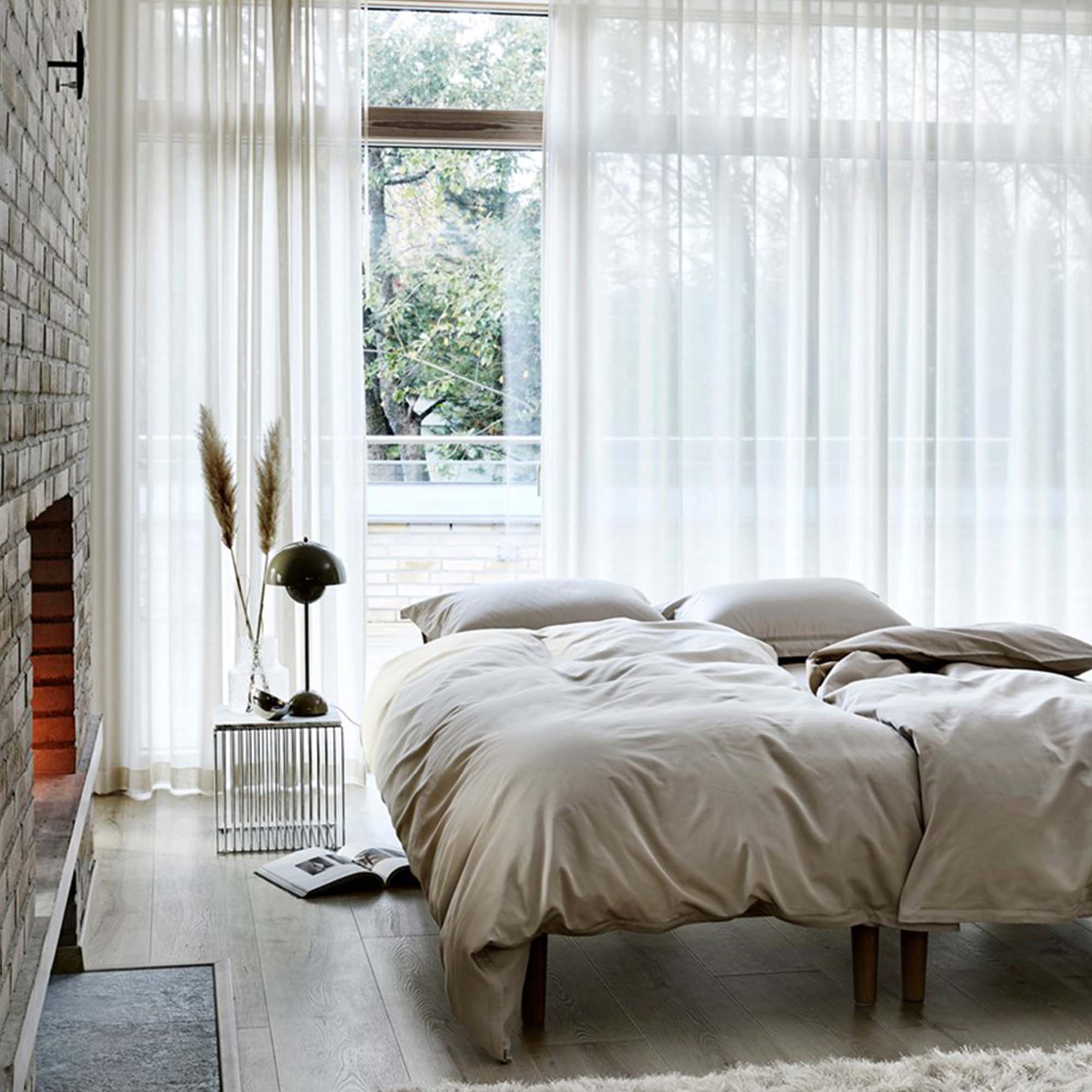 Høie - Sengesett - Elegance - Beige - Sateng - Lille Hvite Interiør 